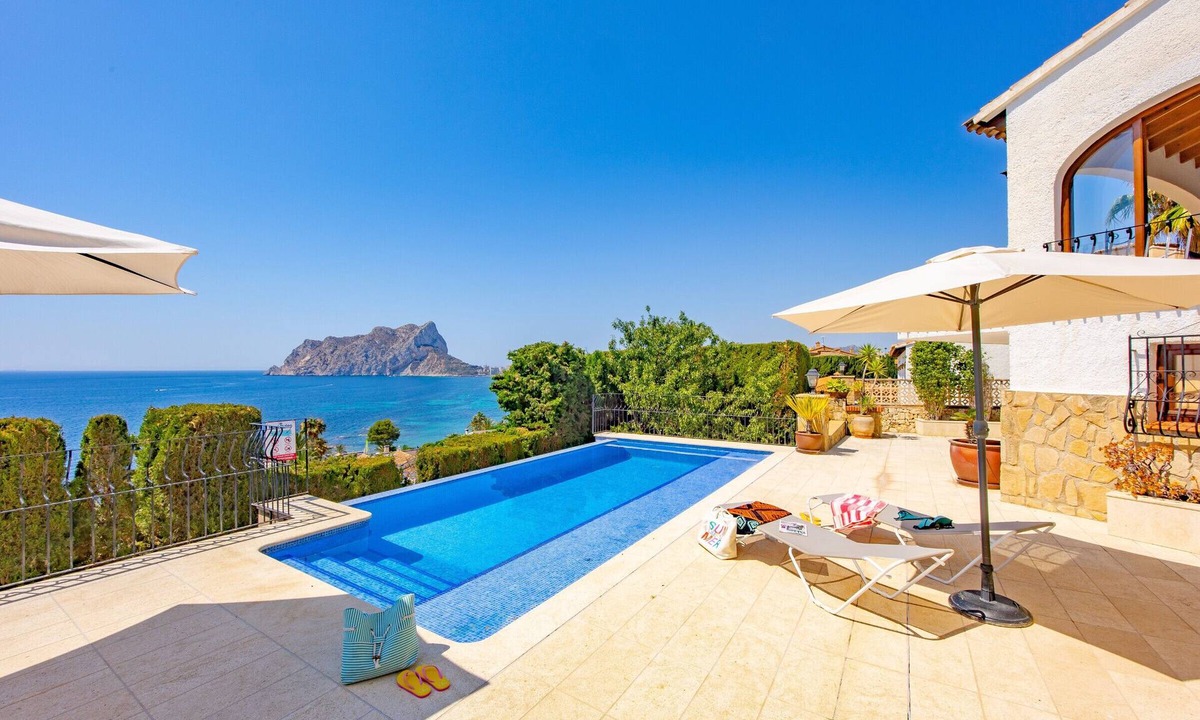 Benissa Coast Villa | Villa Quimera - PlusHolidays