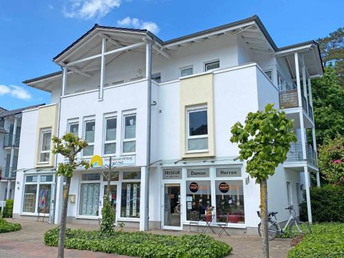 Ostseebad Baabe Apartment | Villa Salus Whg 5 Auszeit - mit 2 Bädern und Balkon