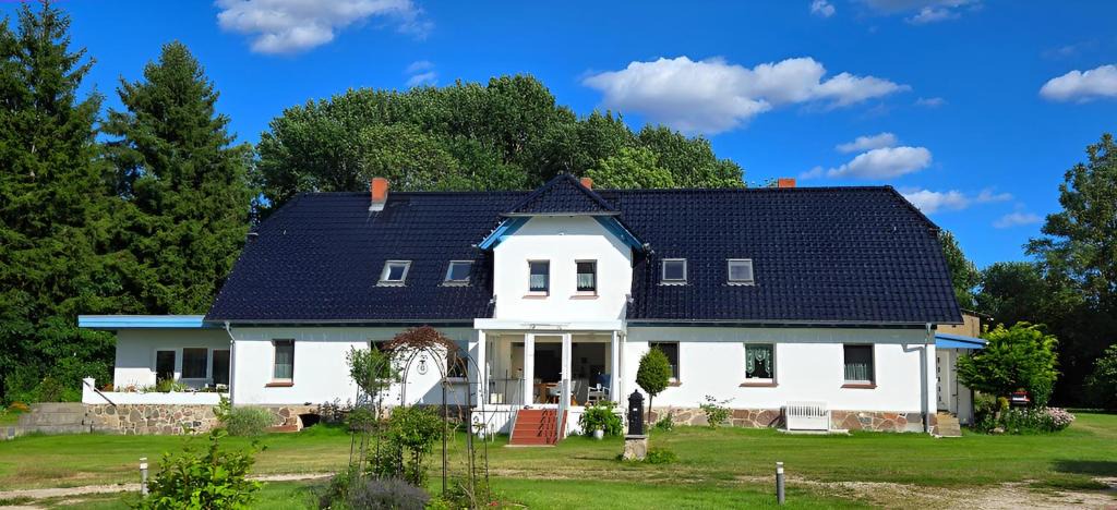 Katzow House | Villa Wiese Störtebecker