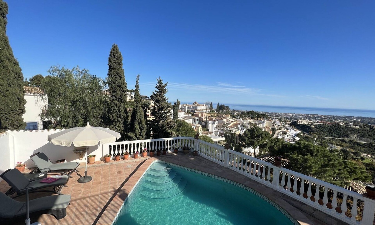 El Madronal Villa | Villa with sea views in sunny Spain