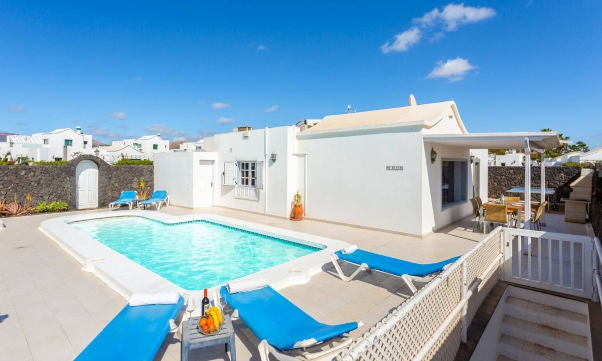 Los Pocillos Villa | Villa Zoe - Three Bedroom Villa, Sleeps 6