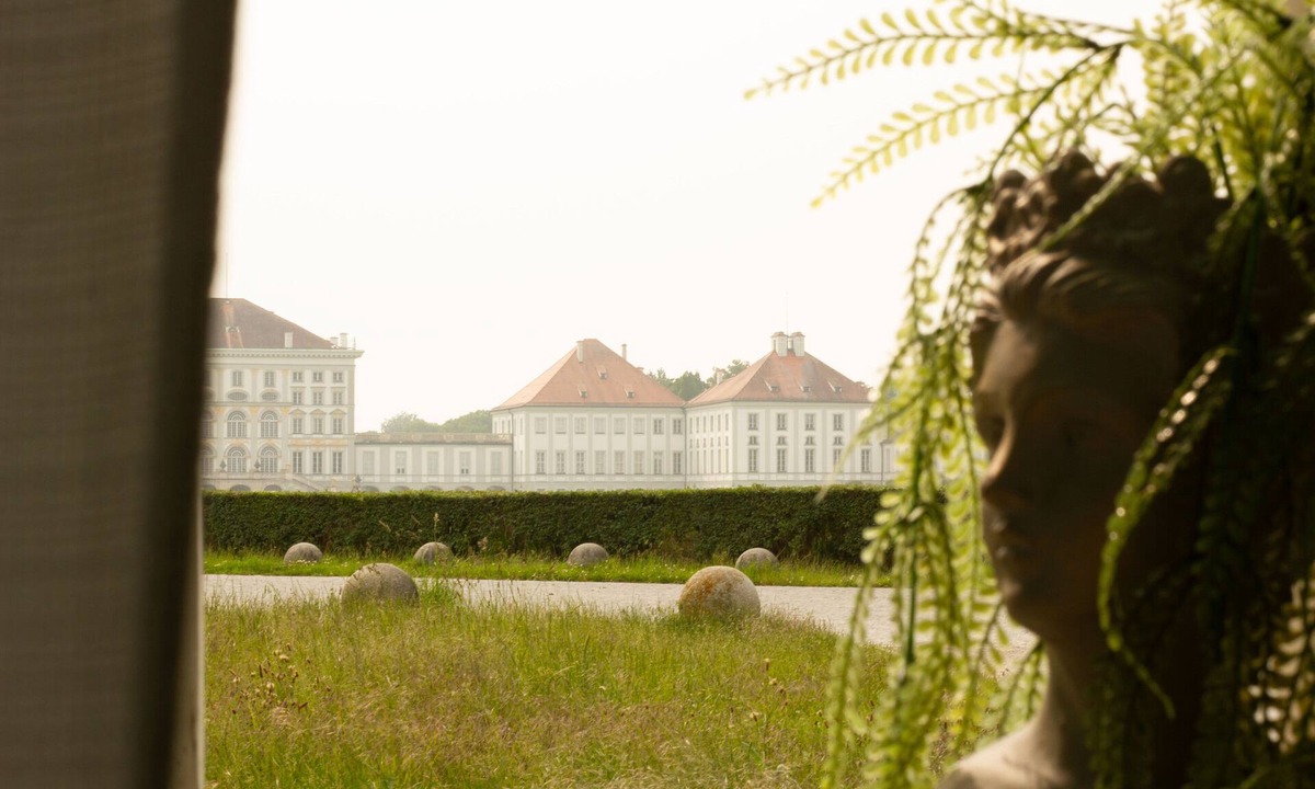 Nymphenburg Apartment | Vis-à-Vis Nymphenburg Palace | Rondellapartments