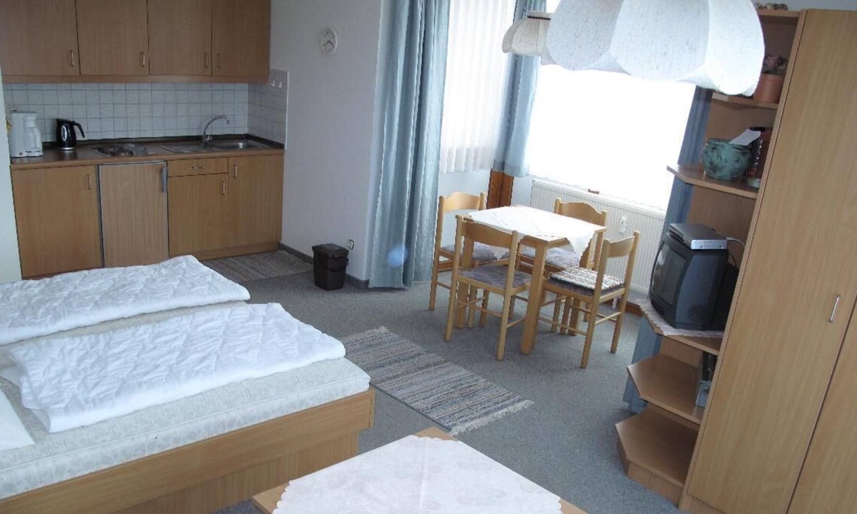 Schofweg Apartment | Vrbo Property