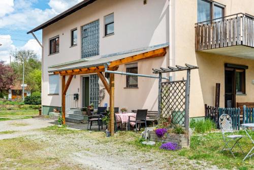 Muehlingen Apartment | Vronis Ferienwohnungen