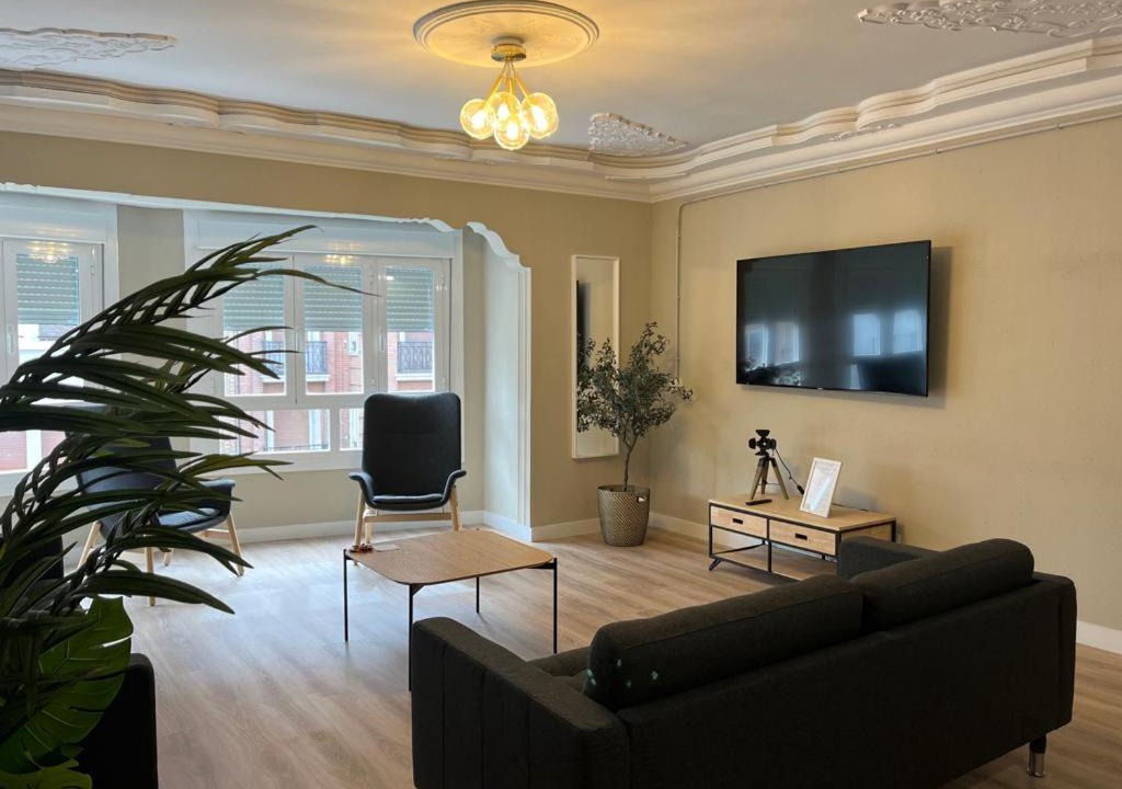 San Pablo Apartment | VTZ El Balcón de Conde de Aranda III