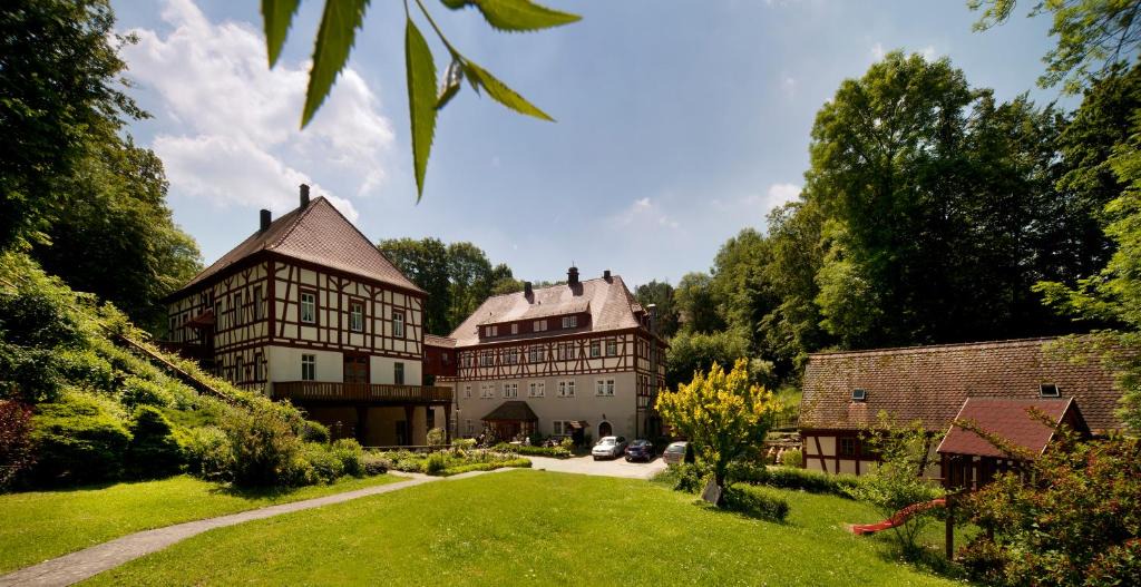 Burgbernheim Hotel | Waldgasthof Wildbad