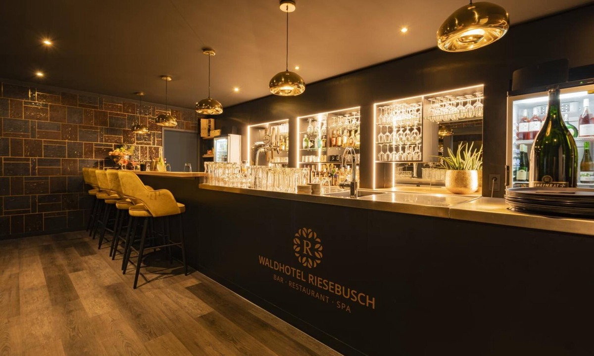 Bad Schwartau Hotel | Waldhotel Riesebusch