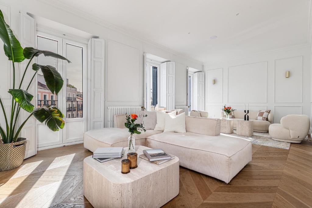 Malasana Apartment | Waou Malasaña Luxe- Short Term Rental