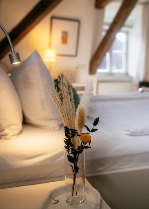 Dettelbach Hotel | Weinbar & Gästehaus Himmelstoss