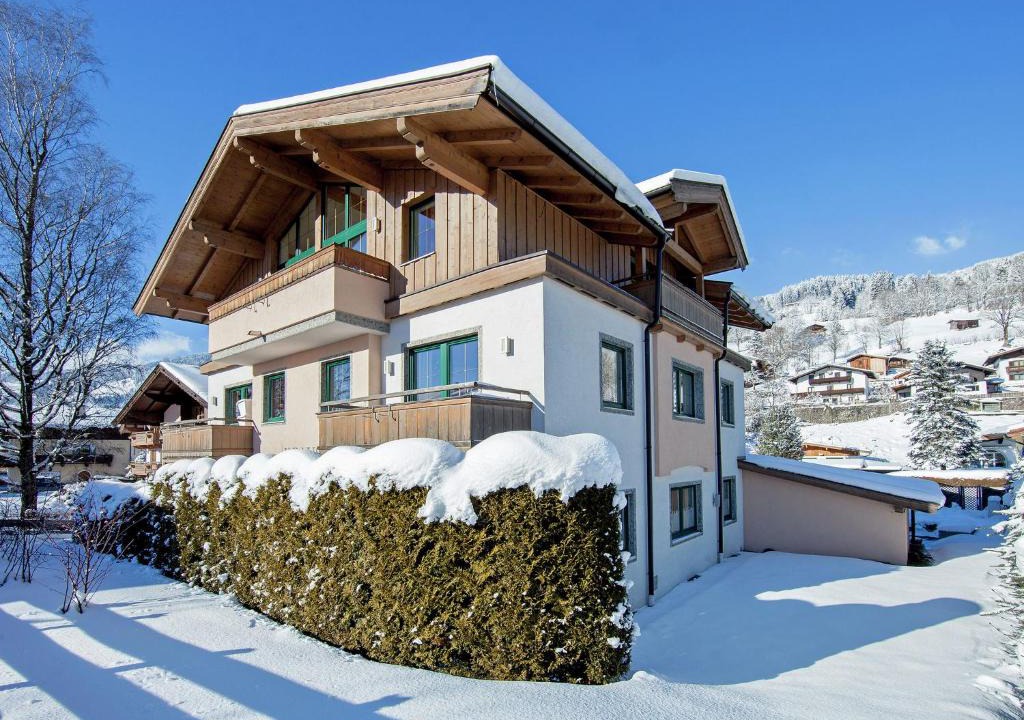 Brixen im Thale Apartment | Welcoming Apartment near Ski Area in Tyrol
