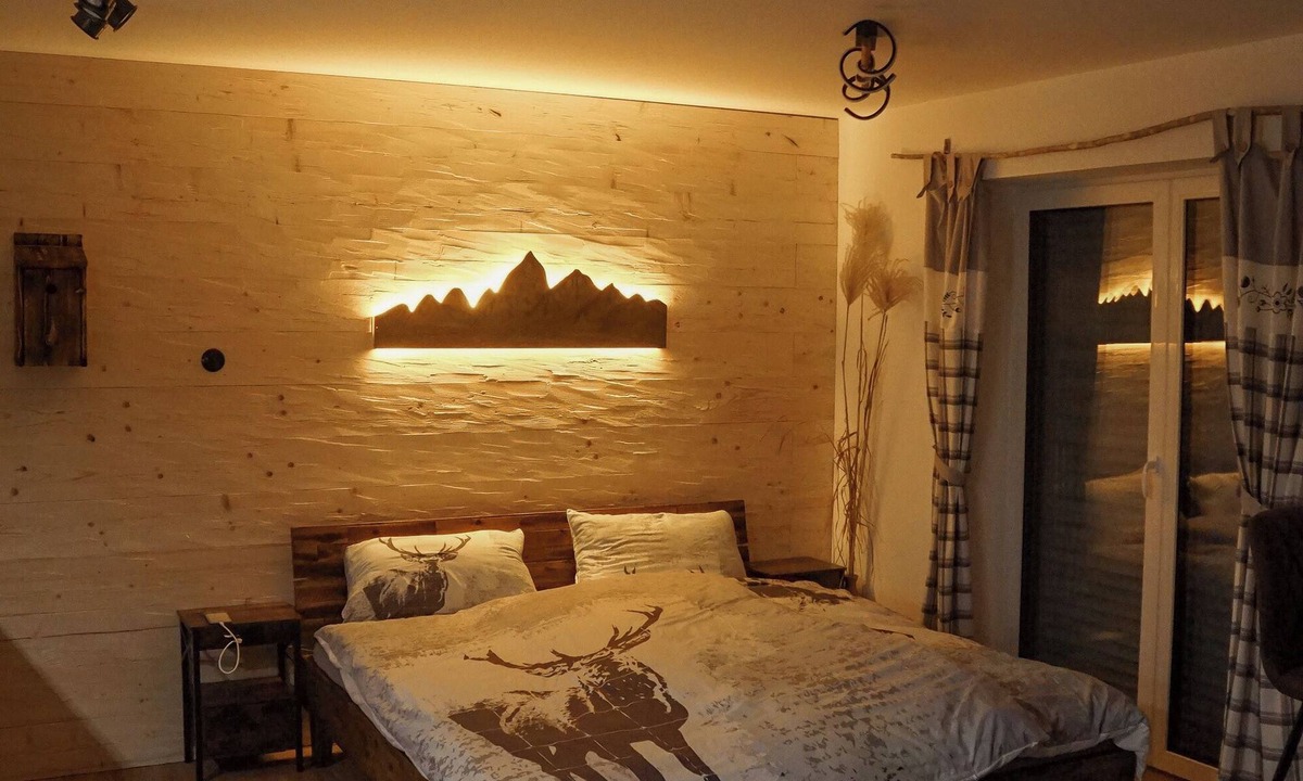 Flintsbach A. Inn Apartment | "Wendelstein" apartment with mountain views in the Inn Valley - central & quiet location