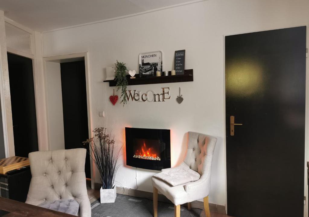 Furstenfeldbruck District Apartment | Wohnen im Ampertal in Grafrath