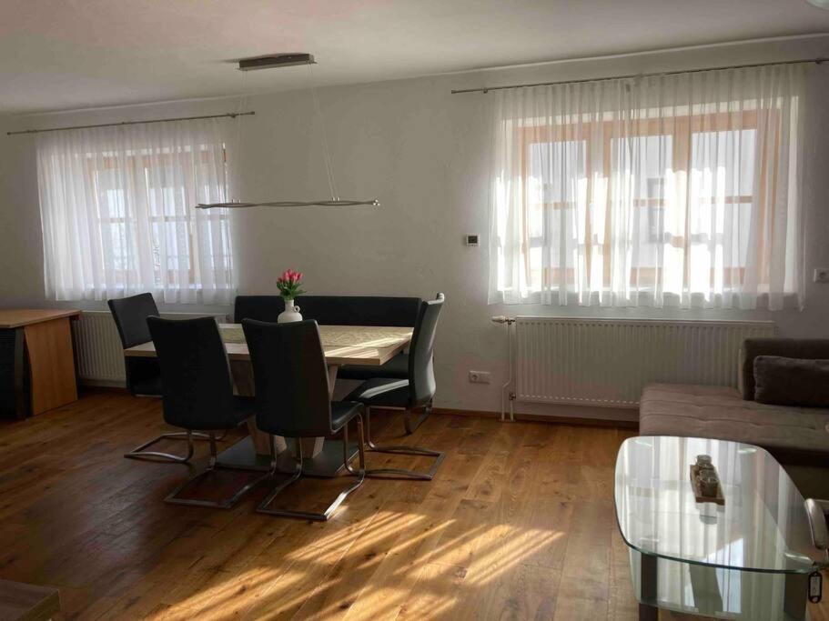 Pregarten Apartment | Wohnen im Grünen - Landidylle mit Komfort Nähe Linz