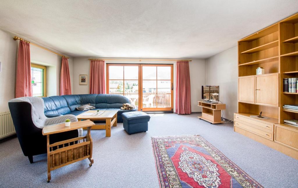 Reutte Apartment | Wonderful bright apartment with balcony & garden
