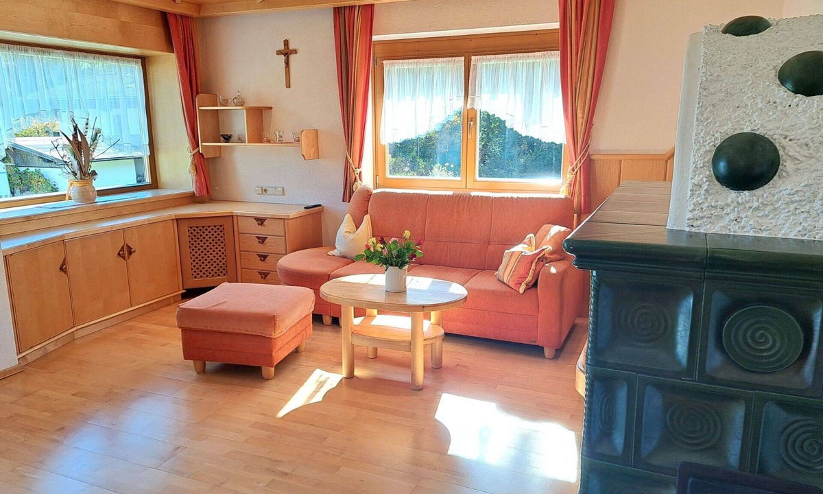 Wald im Pinzgau House | Wonderful private villa for 9 guests with TV, balcony, pets allowed and panoramic view