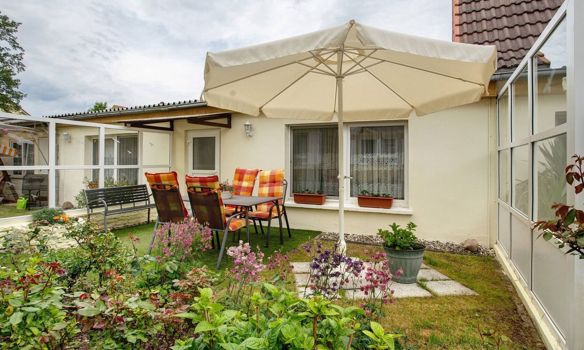 Zinnowitz Apartment | Zinnowitz Apartment – Caeser with Private Terrace, Near the Beach, Quiet, Well Equipped