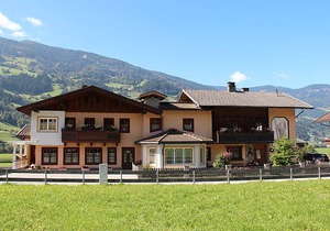 160 m² Apartment ∙ 4 bedrooms ∙ 8 guests