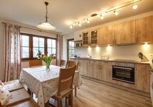 4. vacation apartment Sonntagshorn, 90sqm, balcony, kitchen, 3 bedrooms, 1 living room