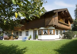 6. Fewo Hörndlwand, 38 qm, 1-2 Pers., 1 Schlafzimmer, 1 Wohnschlafraum, Süd-Terrasse