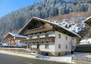75 m² Apartment ∙ 2 bedrooms ∙ 5 guests