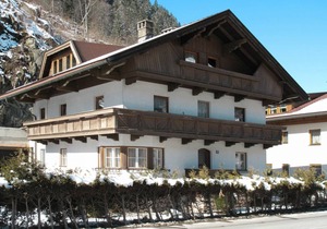 75 m² Apartment ∙ 2 bedrooms ∙ 5 guests