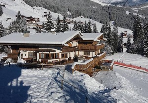 90 m² Apartment ∙ 2 bedrooms ∙ 6 guests