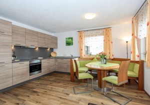 90 m² Apartment ∙ 2 bedrooms ∙ 6 guests