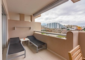 99 m² Apartment ∙ 2 bedrooms ∙ 5 guests