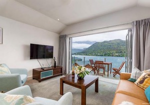 Alpine Village - 2 Bedroom Executive Apartment