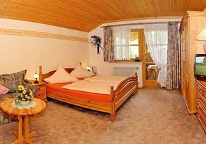 Apartamento con Sala de Estar y Sala de Estar