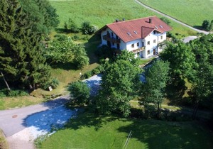 Apartment 1 mit Balkon