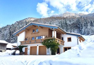 Apartment family 60 sqm, balcony, kitchenette, 2 bedrooms, living room, 5 p.