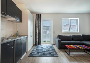 Apartment “Ferienwohnung Eyrich OG” near Lake Constance with Wi-Fi, Terrace & Garden