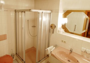 Apartment Hollereben No. 10, for 1-4 people, 75m², 2 bedrooms, shower/toilet, separate toilet