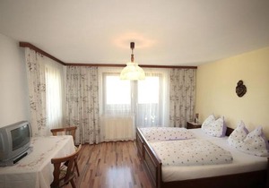 Apartment Jägerhof-3 by Interhome
