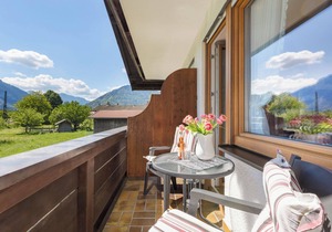 Apartment Kienberg 51 sqm, south-east balcony, kitchen, WLAN, 1 bedroom and 1 living room
