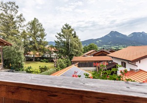 Apartment 'Kuckucksnest' with Mountain View, Balcony & Wi-Fi