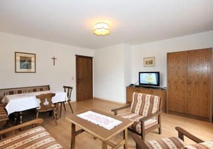 Apartment Römerhof-2 by Interhome