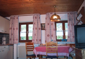 Apartment with balcony for 1 - 2 persons with wonderful valley view and terrace