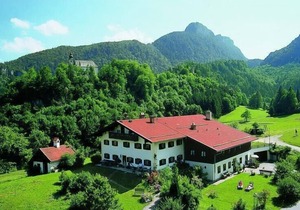 Apartment with balcony for 1 - 2 persons with wonderful valley view and terrace