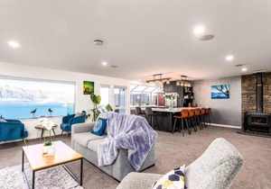 Awesomely Wakatipu Queenstown Home