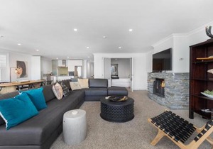 Beacon Lakeside Luxury 908 - 3 Bedroom