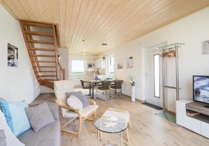 Beautiful home in Altefhr-Rgen with 2 Bedrooms and Internet