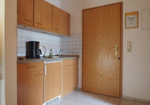 Bright apartment (40 sqm) for up to 3 people with furnished balcony