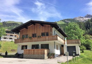 Chalet in Steeg near Ski Slopes