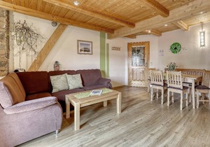 Comfortable vacation apartment (70 sqm) with French balcony