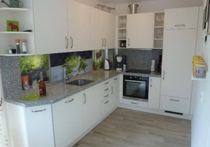 Cosy holiday home with sauna near the beach