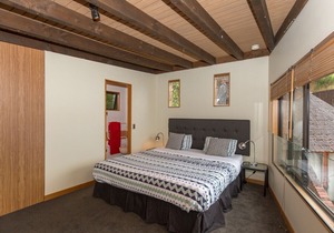 Crows Nest - Queenstown Holiday Home, QUEENSTOWN