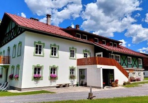 De Nussi's Chalet 1