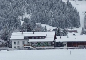 De Nussi's chalet 2